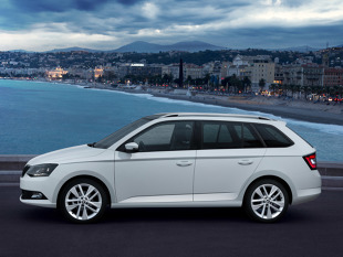 Skoda Fabia
Skoda Fabia to jeden z najpopularniejszych modeli segmentu B na naszym rynku. Auto powszechnie wykorzystywane nie tylko przez przysłowiowego Kowalskiego, ale także jako auto firmowe. Za jego wyborem przemawiała nie tylko cena, ale także prostota obsługi, dostępność części, czy w miarę niskie koszty eksploatacji.
Fot. Skoda