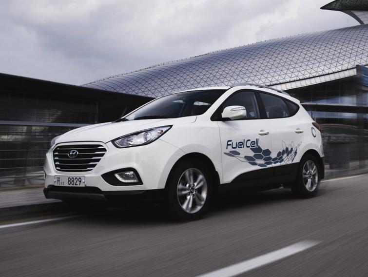 Hyundai ix35 Fuel Cell pierwszy seryjny samochód na