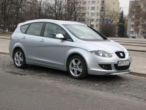 Fot. Maciej Pobocha: Altea XL jest dłuższa od standardowej wersji modelu o prawie 19 cm. Ma w związku z tym większy bagażnik i więcej miejsca dla pasażerów. Fot. Maciej Pobocha: Altea XL jest dłuższa od standardowej wersji modelu o prawie 19 cm. Ma w związku z tym większy bagażnik i więcej miejsca dla pasażerów.