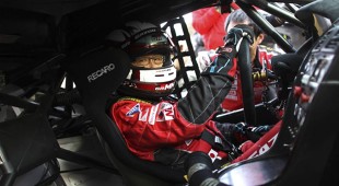 Na oficjalnej liście startowej rozgrywanego w ten weekend wyścigu 24 Hours Nürburgring wśród kierowców Lexusa RC o numerze 188 widnieje pseudonim Morizo. Kryje się pod nim prezes macierzystego koncernu Lexusa, Akio Toyoda / Fot. Toyota 