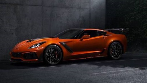 Chevrolet Corvette ZR1
"Król powraca. Mocniejszy niż kiedykolwiek wcześnie" - tak producent zapowiada nowość.
Fot. Chevrolet Chevrolet Corvette ZR1
"Król powraca. Mocniejszy niż kiedykolwiek wcześnie" - tak producent zapowiada nowość.
Fot. Chevrolet