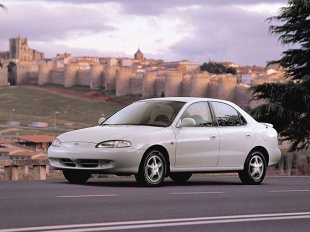 Hyundai Lantra II (1996 - 2001) Sedan