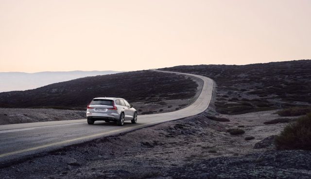 zdjęcie Volvo V60 Cross Country