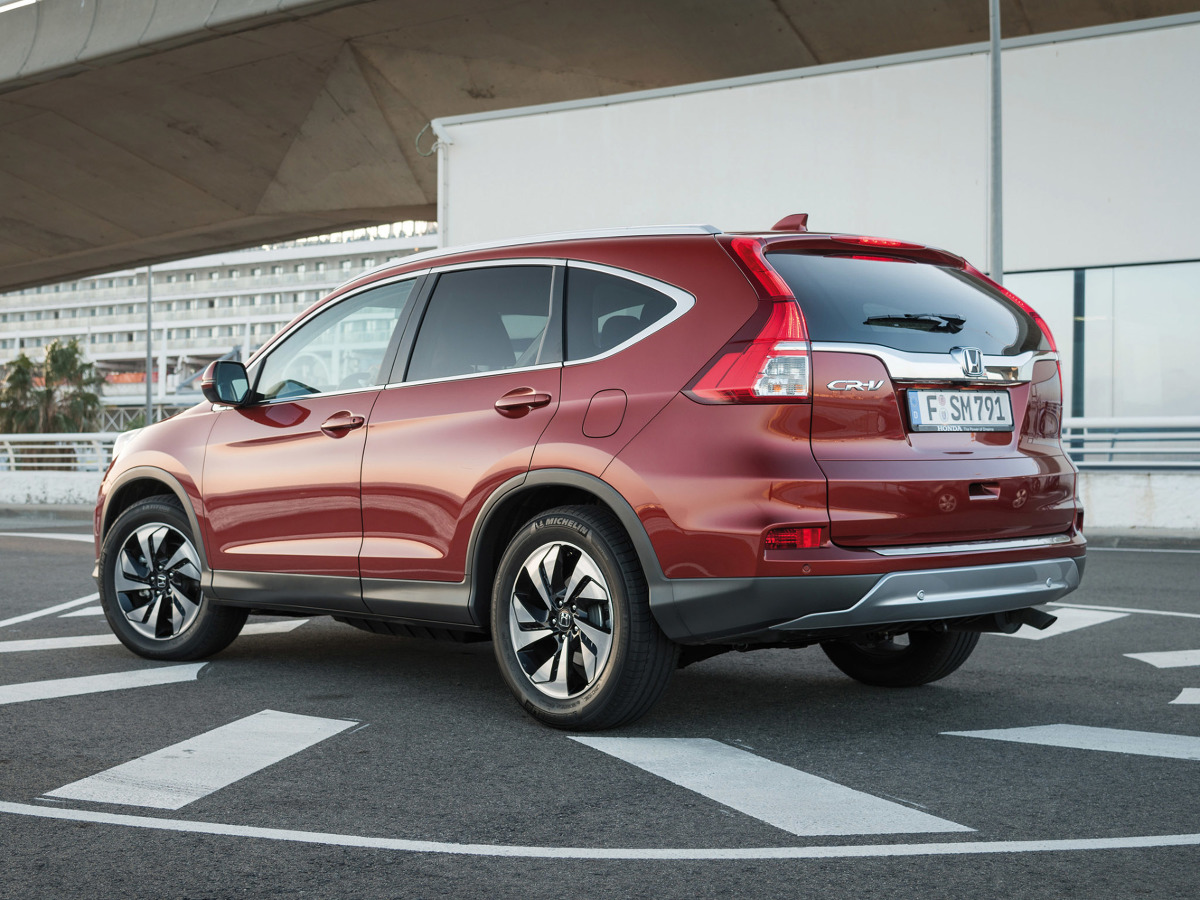 Honda crv количество фреона