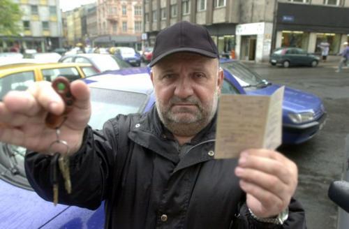 Aby uchronić się przed odebraniem kluczyków dobrze jest zainstalować system antynapadowy. Aby uchronić się przed odebraniem kluczyków dobrze jest zainstalować system antynapadowy.