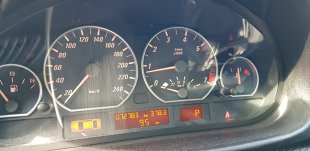 W ostatnim czasie na portalach ogłoszeniowych można znaleźć bardzo dużo anonsów dotyczących samochodów sprowadzonych z Japonii. W Motofaktach radzimy, jak dobrze kupić takie auto i z czym musimy się liczyć podczas jego eksploatacji.
Fot. Jakub Mielniczak