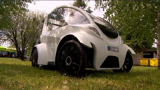 Buzz - Elektryczne Auto Dla Niepełnosprawnych Skonstruowane W Krakowie (Wideo)