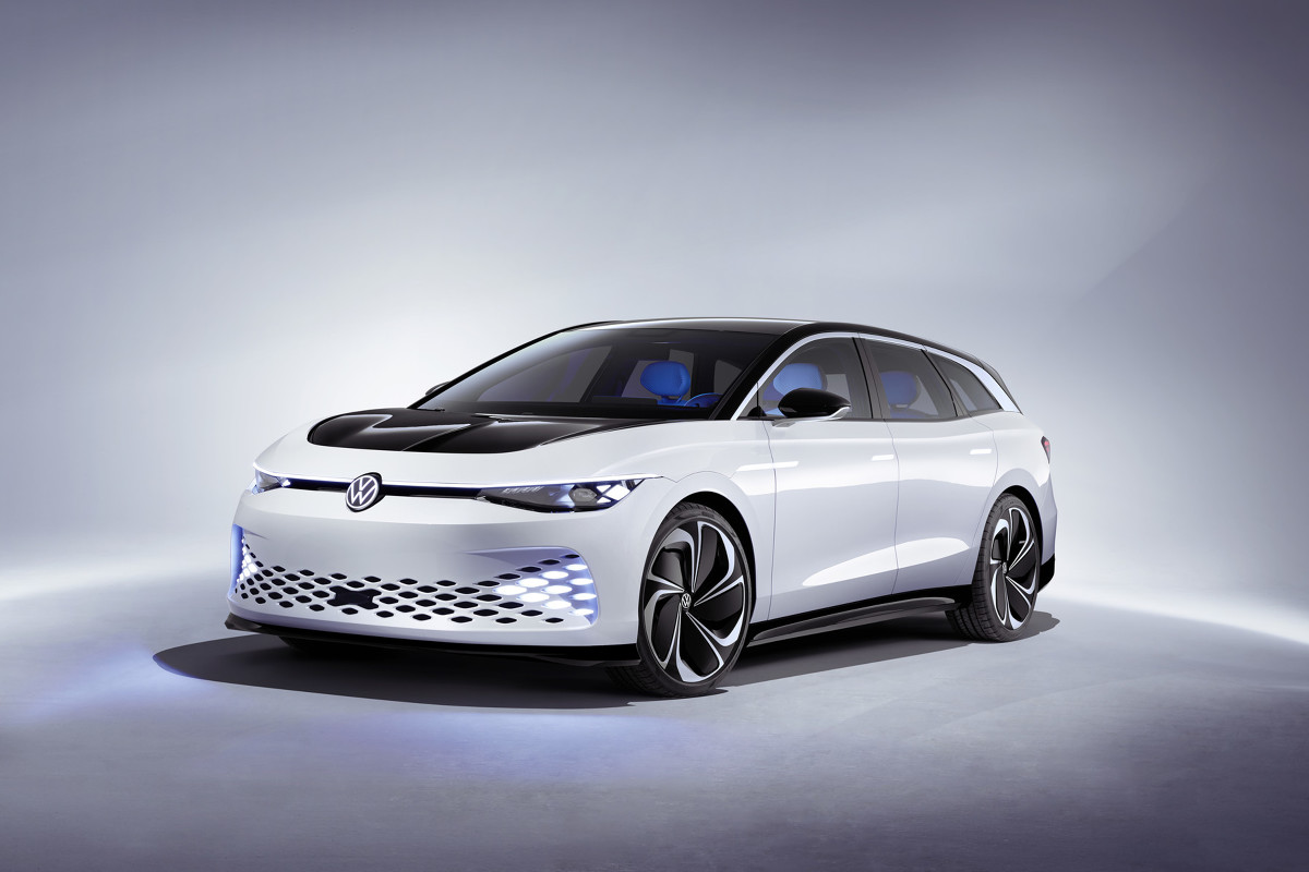 Volkswagen ID. Space Vizzion.
SPACE VIZZION daje konkretny pogląd na to, jak będzie wyglądała seryjna wersja modelu, który zostanie zaprezentowany pod koniec 2021 roku i w różnych wersjach pojawi się na rynkach Ameryki Północnej, Europy i Chin.
Fot. Volkswagen Volkswagen ID. Space Vizzion.
SPACE VIZZION daje konkretny pogląd na to, jak będzie wyglądała seryjna wersja modelu, który zostanie zaprezentowany pod koniec 2021 roku i w różnych wersjach pojawi się na rynkach Ameryki Północnej, Europy i Chin.
Fot. Volkswagen