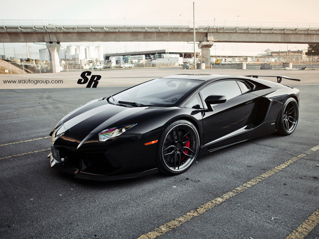 zdjęcie Lamborghini Aventador 4