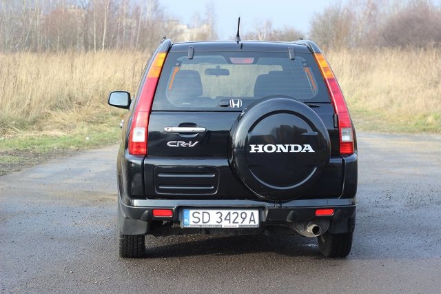 Używana Honda CRV II (2001 2007). Czy warto kupić