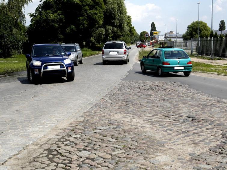 Wreszcie remont na Łukasińskiego w Szczecinie Wreszcie remont na Łukasińskiego w Szczecinie