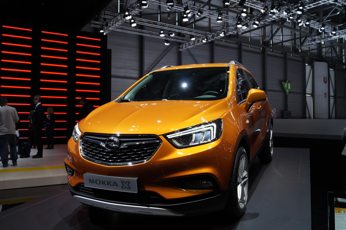 Opel Mokka X
Ofertę silników przeznaczonych do sportowo-użytkowego Opla rozszerzono teraz o nową jednostkę benzynową. Silnik 1.4 Direct Injection Turbo nowej generacji, o mocy 112 kW/152 KM, zadebiutował niedawno w nowej Astrze.
Fot. Tomasz Szmandra Opel Mokka X
Ofertę silników przeznaczonych do sportowo-użytkowego Opla rozszerzono teraz o nową jednostkę benzynową. Silnik 1.4 Direct Injection Turbo nowej generacji, o mocy 112 kW/152 KM, zadebiutował niedawno w nowej Astrze.
Fot. Tomasz Szmandra