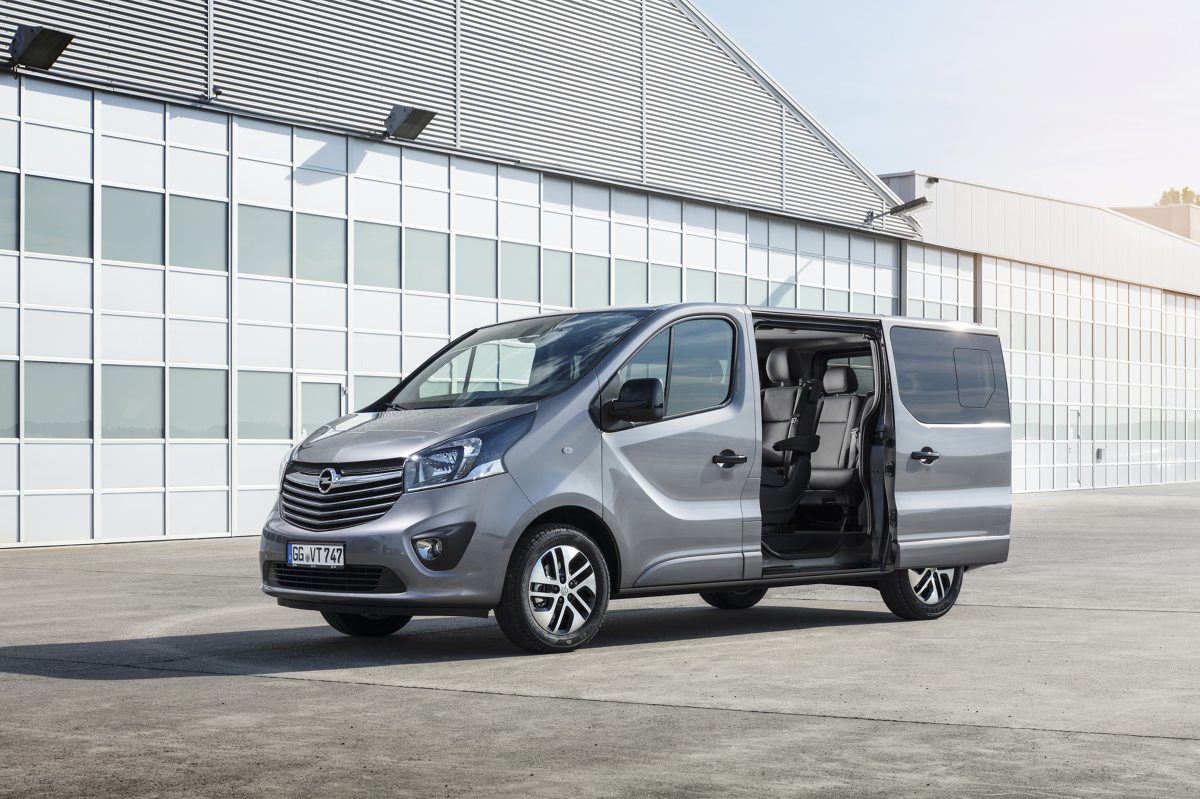 Opel Vivaro Tourer
Dzięki licznym możliwościom konfiguracji wnętrza nowy Opel Vivaro Tourer ma cechy umożliwiające mu pełnienie funkcji podróżnego saloniku biznesowego.
Fot. Opel Opel Vivaro Tourer
Dzięki licznym możliwościom konfiguracji wnętrza nowy Opel Vivaro Tourer ma cechy umożliwiające mu pełnienie funkcji podróżnego saloniku biznesowego.
Fot. Opel