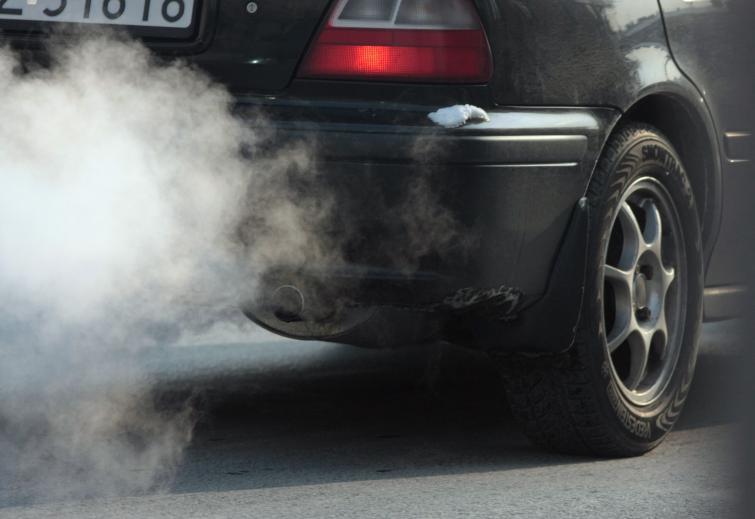 Dlaczego auto dużo pali? Co to jest ekonomiczna jazda