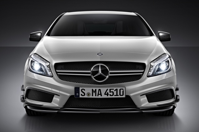 zdjęcie Mercedes-Benz A45 AMG Edition 1