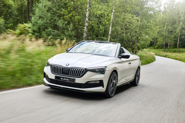 Skoda Slavia
Premiera modelu Slavia – siódmego samochodu studenckiego Akademii Skody zbiega się w czasie z obchodami 125. rocznicy powstania marki. Tym razem jest to kompaktowy model Scala, który został przeprojektowany oraz zmodyfikowany i stał się sportowym autem w wersji Spider.
Fot. Skoda Skoda Slavia
Premiera modelu Slavia – siódmego samochodu studenckiego Akademii Skody zbiega się w czasie z obchodami 125. rocznicy powstania marki. Tym razem jest to kompaktowy model Scala, który został przeprojektowany oraz zmodyfikowany i stał się sportowym autem w wersji Spider.
Fot. Skoda