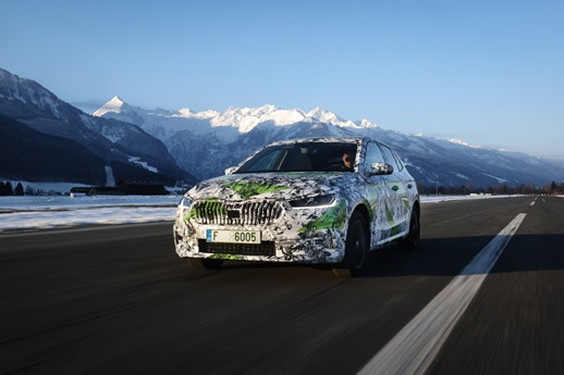 Skoda Fabia IV
Skoda Fabia czwartej generacji została zbudowana na platformie MQB-A0 oraz wyposażona w najnowsze dostępne systemy wspomagania kierowcy. Co już wiemy o nadchodzącej nowości? Światowa premiera nowego modelu zaplanowana jest na wiosnę 2021 roku.
Fot. Skoda Skoda Fabia IV
Skoda Fabia czwartej generacji została zbudowana na platformie MQB-A0 oraz wyposażona w najnowsze dostępne systemy wspomagania kierowcy. Co już wiemy o nadchodzącej nowości? Światowa premiera nowego modelu zaplanowana jest na wiosnę 2021 roku.
Fot. Skoda