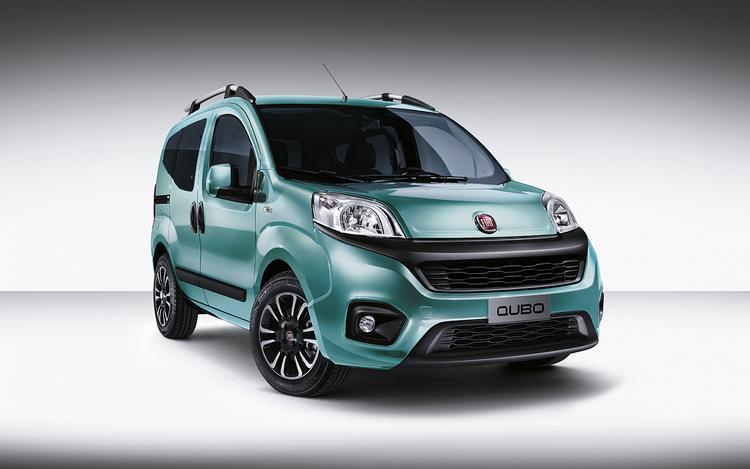 Fiat Qubo
Auto mierzy 3,9 m długości i posiada 2500 litrów maksymalnej pojemności przewozowej. Na różnorodność nie można narzekać, gdyż do wyboru przewidziano 16 różnych konfiguracji siedzeń.
Fot. Fiat Fiat Qubo
Auto mierzy 3,9 m długości i posiada 2500 litrów maksymalnej pojemności przewozowej. Na różnorodność nie można narzekać, gdyż do wyboru przewidziano 16 różnych konfiguracji siedzeń.
Fot. Fiat