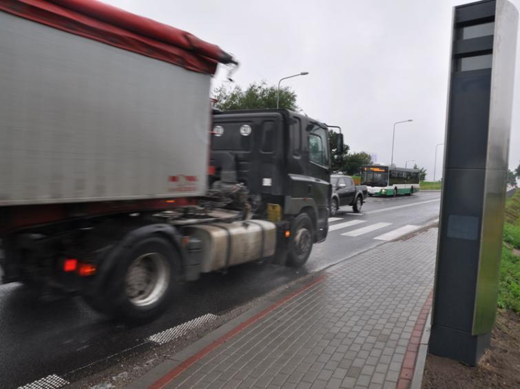 Fotoradar przy szczecineckiej obwodnicy już pstryka Fotoradar przy szczecineckiej obwodnicy już pstryka