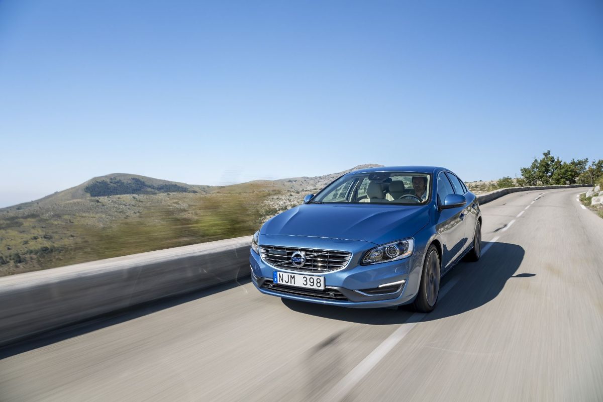 Volvo przedstawia cenniki samochodów z nowymi silnikami