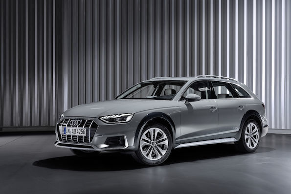 Audi A4
Po czterech latach prac konstrukcyjnych, koncern z Ingolstadt uczynił ten model klasy średniej jeszcze bardziej sportowym. Tak prezentuje się nowe Audi A4.
Fot. Audi Audi A4
Po czterech latach prac konstrukcyjnych, koncern z Ingolstadt uczynił ten model klasy średniej jeszcze bardziej sportowym. Tak prezentuje się nowe Audi A4.
Fot. Audi