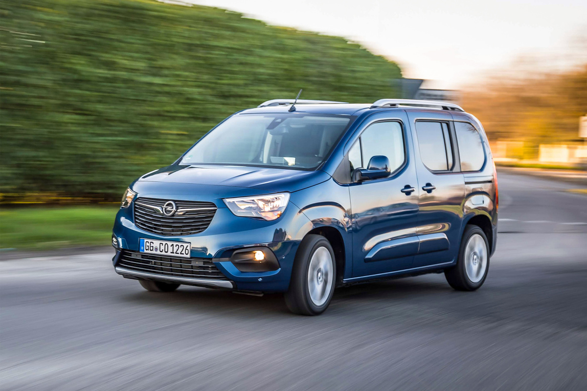 Opel Combo Life
Silnik 1.2 Direct Injection Turbo o mocy 130 KM spełnia wymagania normy emisji Euro 6d i dołącza do dotychczasowej gamy benzynowych i wysokoprężnych jednostek napędowych.
Fot. Opel Opel Combo Life
Silnik 1.2 Direct Injection Turbo o mocy 130 KM spełnia wymagania normy emisji Euro 6d i dołącza do dotychczasowej gamy benzynowych i wysokoprężnych jednostek napędowych.
Fot. Opel