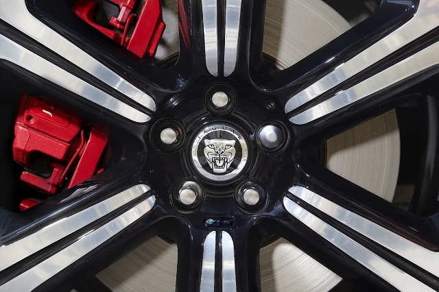 zdjęcie Jaguar XFR-S