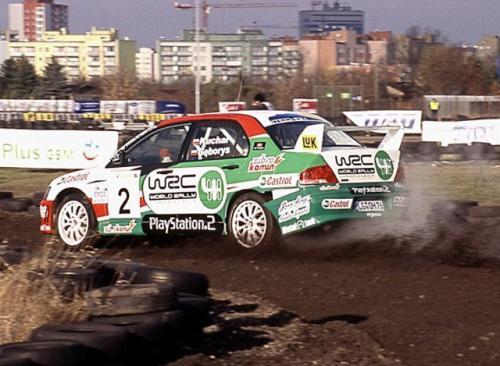 Fot. Mitsubishi" Startujący Mitsubishi Lancerem Evo VII Tomasz Kuchar zajął w Barbórce drugie miejsce Fot. Mitsubishi" Startujący Mitsubishi Lancerem Evo VII Tomasz Kuchar zajął w Barbórce drugie miejsce