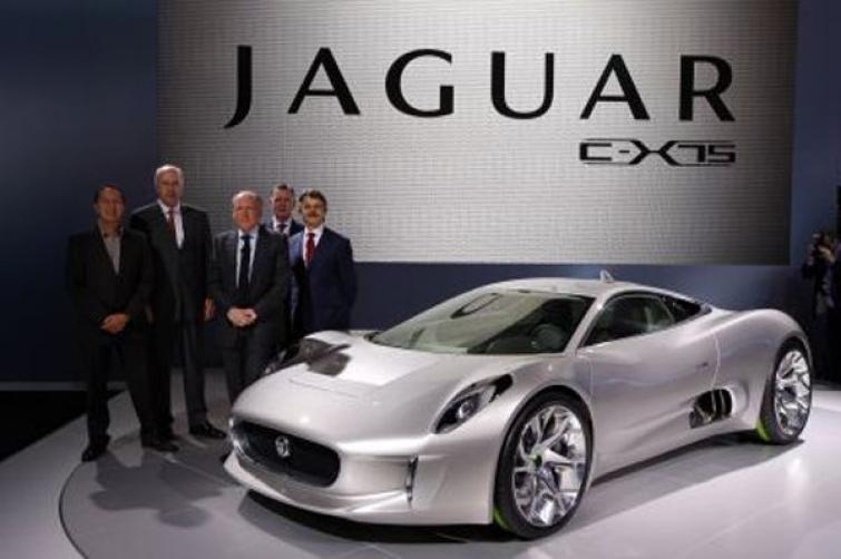 Jaguar C-X75 - hybrydowa wyścigówka