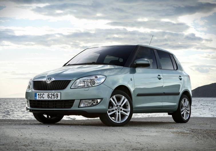 Skoda Fabia i Roomster z pakietem Green Tec spalają mniej Skoda Fabia i Roomster z pakietem Green Tec spalają mniej