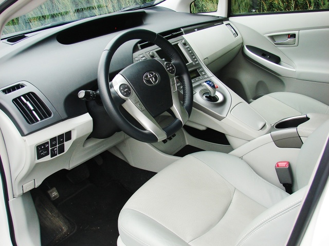 zdjęcie Toyota Prius Plug-in