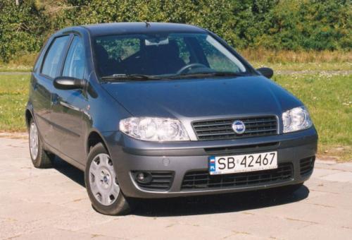Fot. Zdzisław Podbielski: Fiat Punto to udany samochód. Ma bardziej przestronne wnętrze niż Opel Corsa. Fot. Zdzisław Podbielski: Fiat Punto to udany samochód. Ma bardziej przestronne wnętrze niż Opel Corsa.