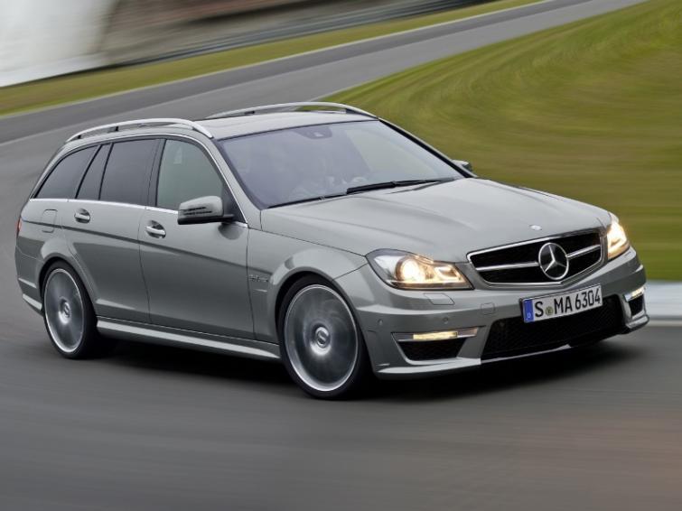 Mercedes C 63 AMG - 450 koni za 70 tys. euro Mercedes C 63 AMG - 450 koni za 70 tys. euro
