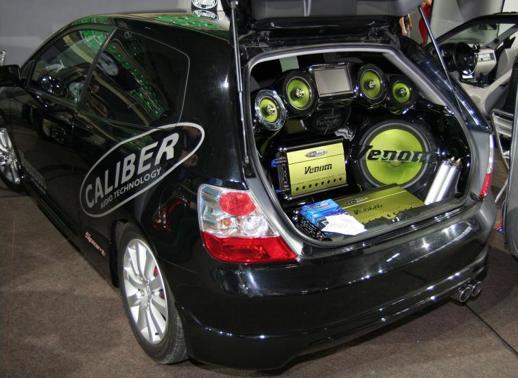 Piękne i szybkie samochody czyli Tuning Show w Bydgoszczy Piękne i szybkie samochody czyli Tuning Show w Bydgoszczy