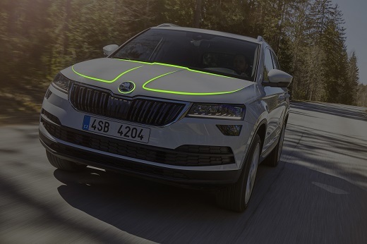 Skoda stawia szczególny nacisk na ponadprzeciętne wymiary kabiny. W SUV-ach Skody fakt ten jest podkreślony przez profil nadwozia: kabina pasażerska została wydłużona kosztem skrócenia maski.
Fot. Skoda Skoda stawia szczególny nacisk na ponadprzeciętne wymiary kabiny. W SUV-ach Skody fakt ten jest podkreślony przez profil nadwozia: kabina pasażerska została wydłużona kosztem skrócenia maski.
Fot. Skoda