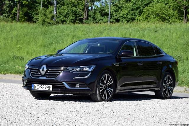 Renault Talisman 1.6 TCe 200 Initiale Paris
Testowane auto otrzymało najmocniejszą jednostkę napędową oferowaną w modelu. Czterocylindrowy, turbodoładowany silnik benzynowy z bezpośrednim wtryskiem paliwa o pojemności skokowej 1618 ccm charakteryzuje się maksymalnym momentem 260 Nm oraz mocą 200 KM. Wysoka kultura pracy, dynamika oraz bardzo szybka reakcja na pedał przyśpieszenia zachęca do szybkiej jazdy.
Fot. Robert Kulczyk / Info-Ekspert (http://www.info-ekspert.pl) Renault Talisman 1.6 TCe 200 Initiale Paris
Testowane auto otrzymało najmocniejszą jednostkę napędową oferowaną w modelu. Czterocylindrowy, turbodoładowany silnik benzynowy z bezpośrednim wtryskiem paliwa o pojemności skokowej 1618 ccm charakteryzuje się maksymalnym momentem 260 Nm oraz mocą 200 KM. Wysoka kultura pracy, dynamika oraz bardzo szybka reakcja na pedał przyśpieszenia zachęca do szybkiej jazdy.
Fot. Robert Kulczyk / Info-Ekspert (http://www.info-ekspert.pl)