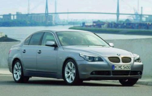 Fot. BMW: Rodzinny, czy sportowy? Fot. BMW: Rodzinny, czy sportowy?