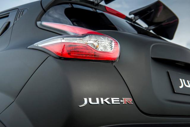 Nissan Juke R NISMO 2.0. Jaki silnik pod maską? [galeria