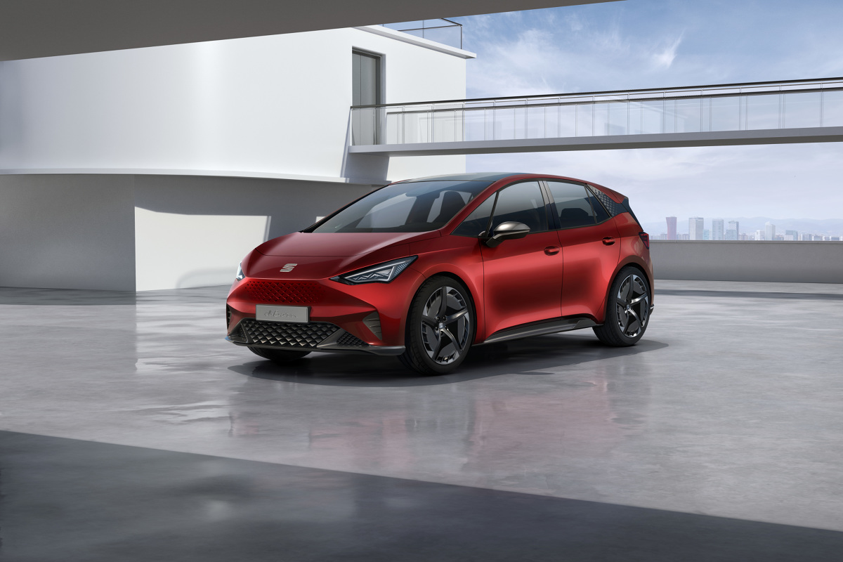 Seat el-Born
Sercem pojazdu jest 204-konny silnik elektryczny zasilany zestawem akumulatorów o wydajności 62 kWh. Dzięki tym parametrom, zasięg el-Born wydłuża się do 420 km (według WLTP), a przyspieszenie od 0 do 100 km/h zajmuje 7,5 sekundy.
Fot. Seat Seat el-Born
Sercem pojazdu jest 204-konny silnik elektryczny zasilany zestawem akumulatorów o wydajności 62 kWh. Dzięki tym parametrom, zasięg el-Born wydłuża się do 420 km (według WLTP), a przyspieszenie od 0 do 100 km/h zajmuje 7,5 sekundy.
Fot. Seat