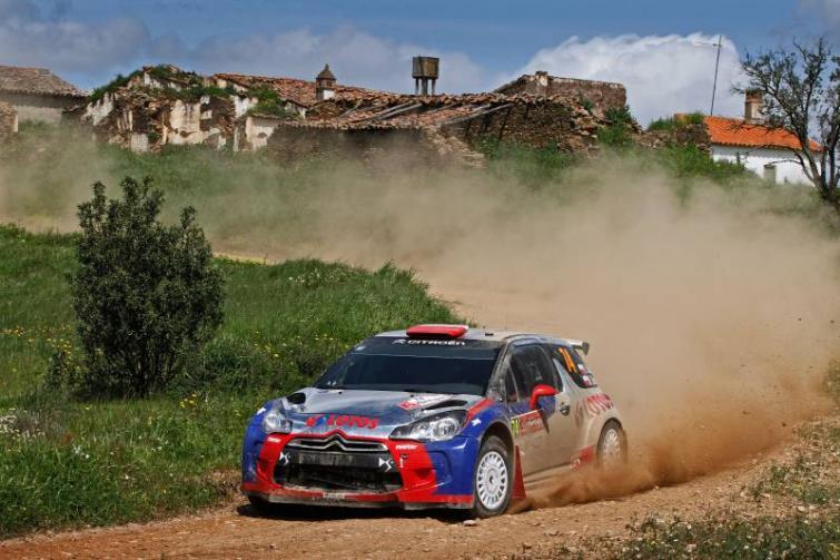 Robert Kubica i Maciej Baran zmagają się z awariami w ich Citroenie DS3 RRC Robert Kubica i Maciej Baran zmagają się z awariami w ich Citroenie DS3 RRC