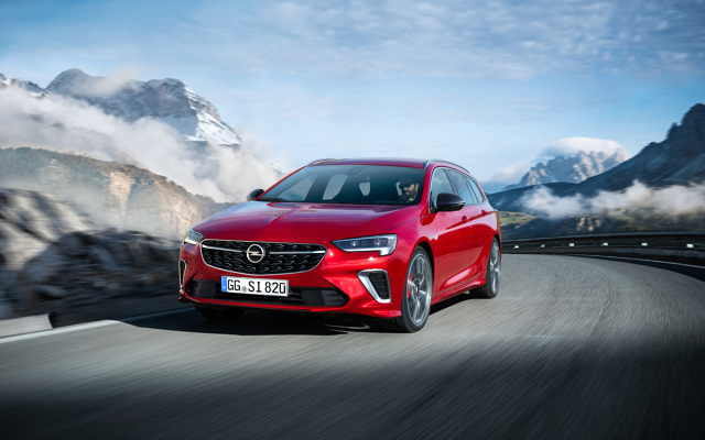 Opel Insignia GSi
Światowa premiera nowego Opla Insignii odbędzie się na Salonie Motoryzacyjnym w Brukseli (9–19 stycznia). W Polsce zamówienia na samochód będą przyjmowane już od lutego.
Fot. Opel Opel Insignia GSi
Światowa premiera nowego Opla Insignii odbędzie się na Salonie Motoryzacyjnym w Brukseli (9–19 stycznia). W Polsce zamówienia na samochód będą przyjmowane już od lutego.
Fot. Opel