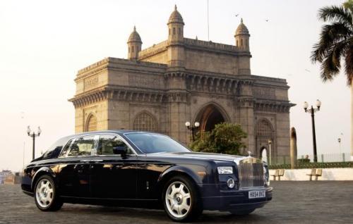 Fot. Rolls-Royce: Rolls-Royce Phantom Fot. Rolls-Royce: Rolls-Royce Phantom