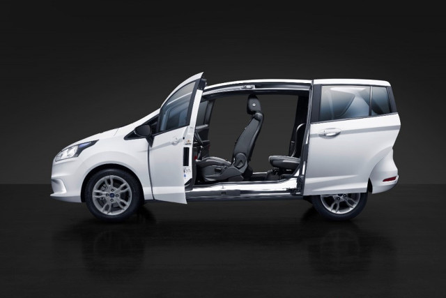 Ford B-Max Colour Edition oferowany jest tylko z jednym silnikiem. To litrowa trzycylindrowa jednostka EcoBoost o mocy 140 KM i 180 Nm maksymalnego momentu obrotowego / Fot. Ford Ford B-Max Colour Edition oferowany jest tylko z jednym silnikiem. To litrowa trzycylindrowa jednostka EcoBoost o mocy 140 KM i 180 Nm maksymalnego momentu obrotowego / Fot. Ford