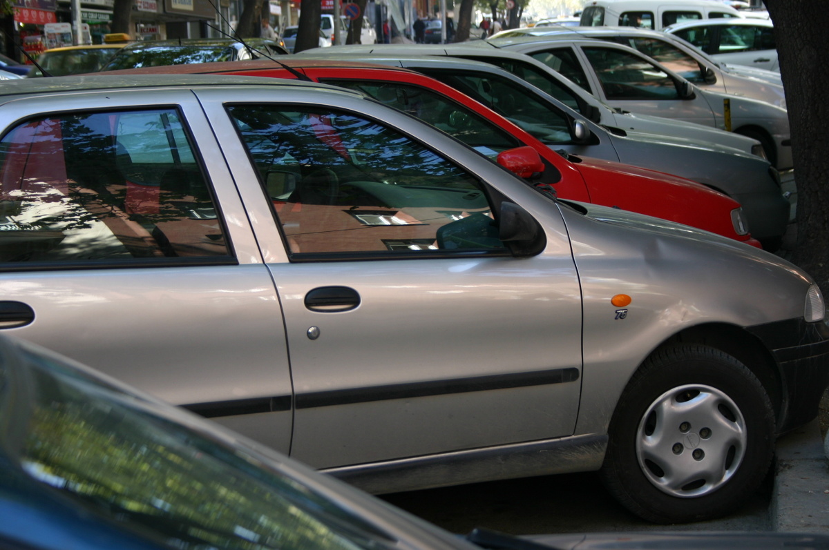 Auta używane w Polsce. Diesel wciąż wygrywa z silnikami benzynowymi.
Fot. Archiwum Auta używane w Polsce. Diesel wciąż wygrywa z silnikami benzynowymi.
Fot. Archiwum