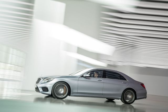 zdjęcie Mercedes-Benz S 63 AMG 