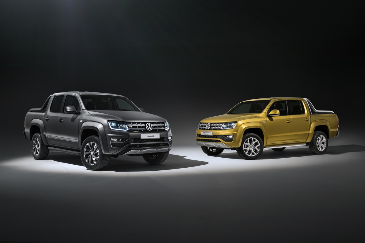 Podczas Międzynarodowej Wystawy Samochodowej (IAA) we Frankfurcie marka Volkswagen Samochody Użytkowe prezentując koncepcyjny model Amarok Aventura Exclusive z metalizowanym lakierem w kolorze Kurkuma zapowiada przyszłe auto z najmocniejszym w gamie silnikiem 3.0 TDI. We Frankfurcie będzie także prezentowany nowy model specjalny Dark Label, który wiosną 2018 roku pojawi się w sprzedaży.
Fot. Volkswagen Podczas Międzynarodowej Wystawy Samochodowej (IAA) we Frankfurcie marka Volkswagen Samochody Użytkowe prezentując koncepcyjny model Amarok Aventura Exclusive z metalizowanym lakierem w kolorze Kurkuma zapowiada przyszłe auto z najmocniejszym w gamie silnikiem 3.0 TDI. We Frankfurcie będzie także prezentowany nowy model specjalny Dark Label, który wiosną 2018 roku pojawi się w sprzedaży.
Fot. Volkswagen