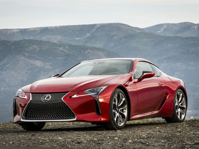Lexus LC 500
Lexus LC trafi do sprzedaży na wiosnę przyszłego roku. Flagowe coupe Lexusa, zbudowane w oparciu o nową platformę GA-L, dostępne będzie w dwóch wersjach napędu: LC 500h z nową, hybrydową jednostką napędową Multi Stage Hybrid System, dysponującą 3,5-litrowym silnikiem V6 oraz LC 500 z pięciolitrowym, benzynowym silnikiem V8, współpracującym z nową, 10-biegową przekładnią automatyczną.
Fot. Lexus Lexus LC 500
Lexus LC trafi do sprzedaży na wiosnę przyszłego roku. Flagowe coupe Lexusa, zbudowane w oparciu o nową platformę GA-L, dostępne będzie w dwóch wersjach napędu: LC 500h z nową, hybrydową jednostką napędową Multi Stage Hybrid System, dysponującą 3,5-litrowym silnikiem V6 oraz LC 500 z pięciolitrowym, benzynowym silnikiem V8, współpracującym z nową, 10-biegową przekładnią automatyczną.
Fot. Lexus