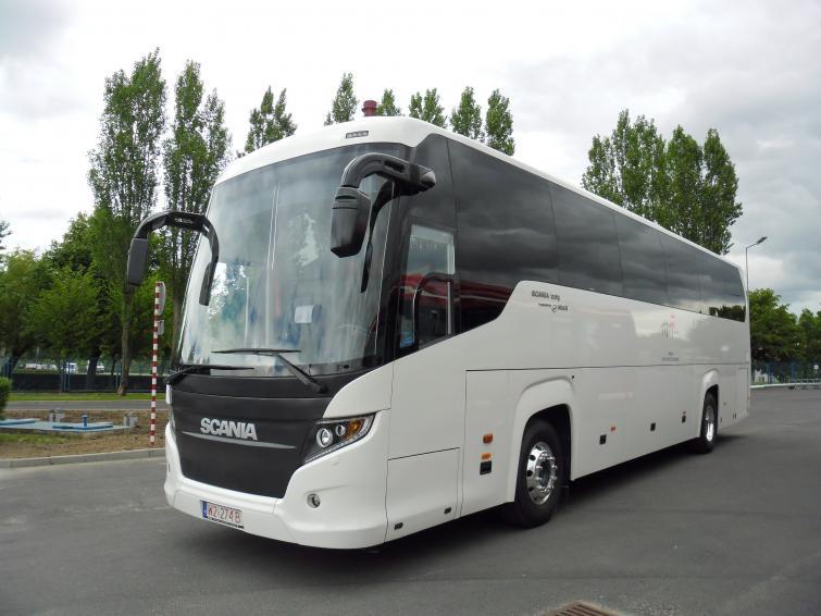 Autobusy na polską prezydencję w UE - Scania Touring HD i Irizar i6 Autobusy na polską prezydencję w UE - Scania Touring HD i Irizar i6
