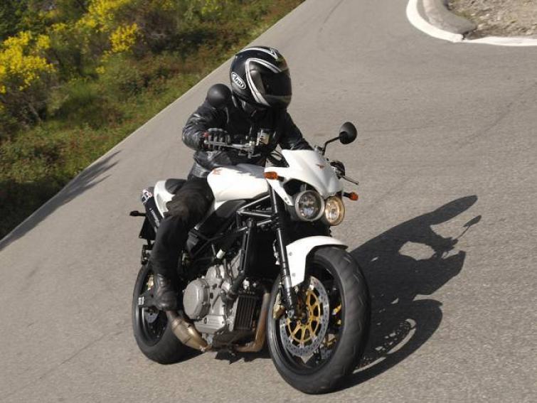 Moto Morini sprzedane za niecałe 2 miliony euro Moto Morini sprzedane za niecałe 2 miliony euro