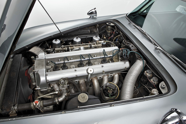 Aston Martin Db5 6 Cylindrowe Silniki Były Znakiem